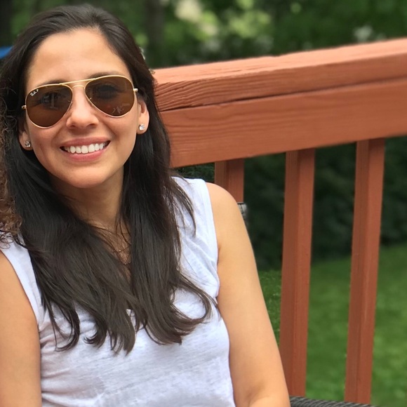 Hi I’m Jeannie! Hope you enjoy my closet! - Picture 1 of 1